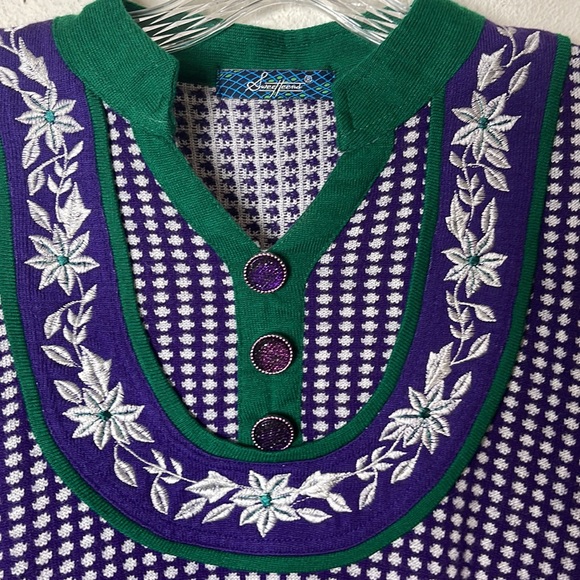 Vintage sweater dress can’t read name Sweet…so unusual in design X-LARGE - Picture 2 of 8